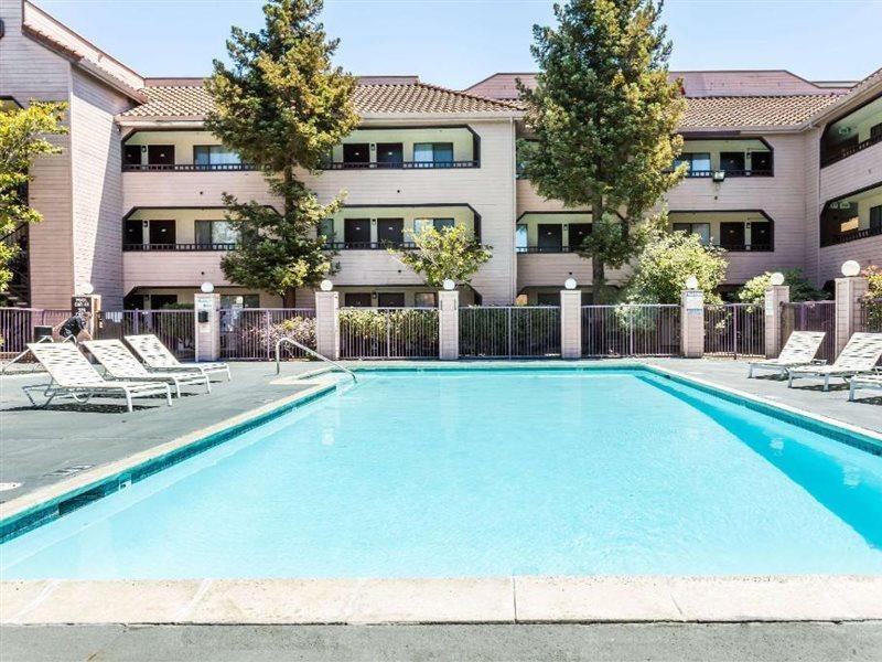 Country Inn & Suites By Radisson, Vallejo Napa Valley, Ca Luaran gambar